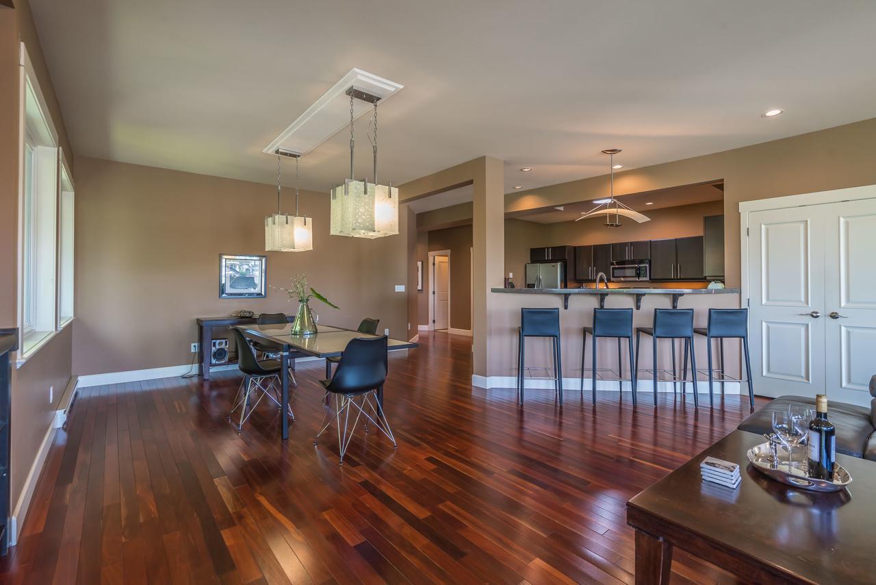 Ferienwohnung Luxury Penthouse Downtown Nanaimo Exterior foto