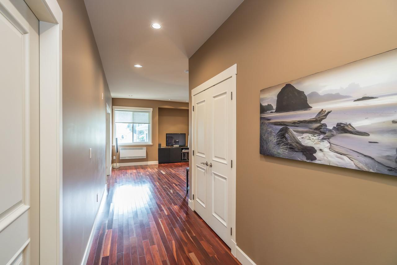 Ferienwohnung Luxury Penthouse Downtown Nanaimo Exterior foto